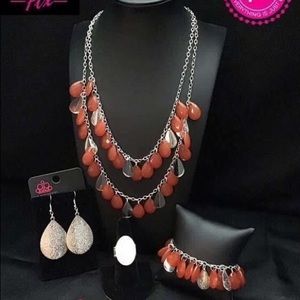 Beautiful 4 piece set